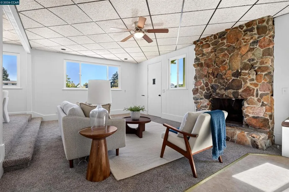 748 3rd Ave. Pinole, CA 94564