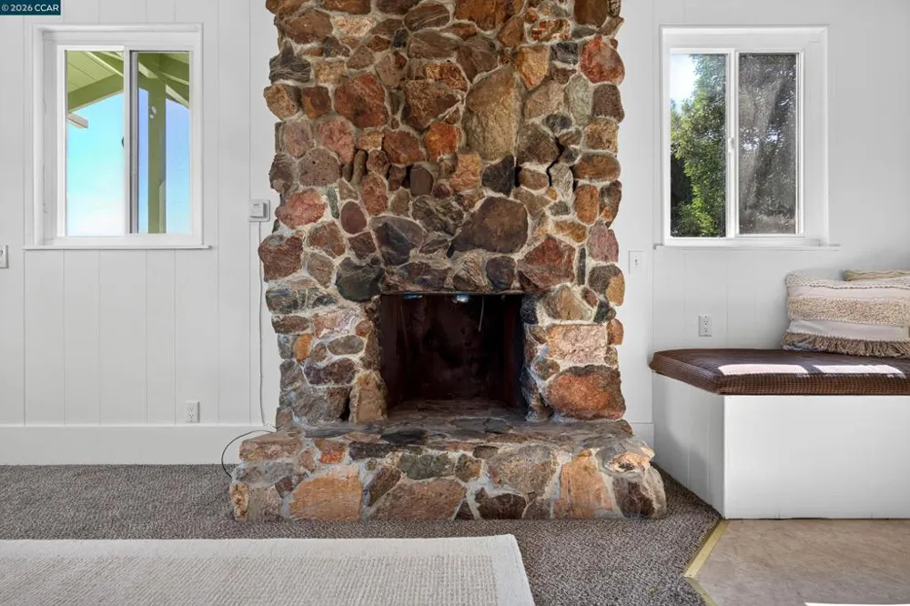748 3rd Ave. Pinole, CA 94564