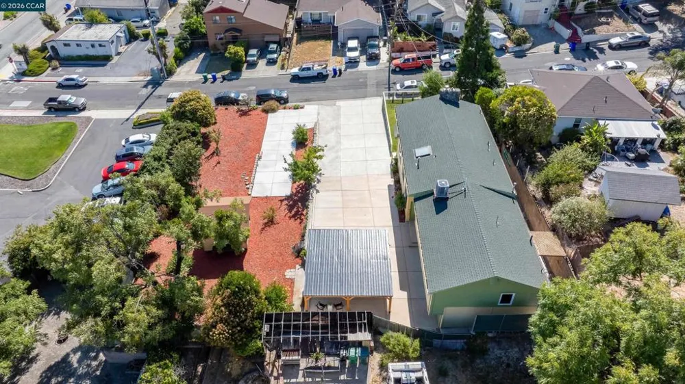 748 3rd Ave. Pinole, CA 94564