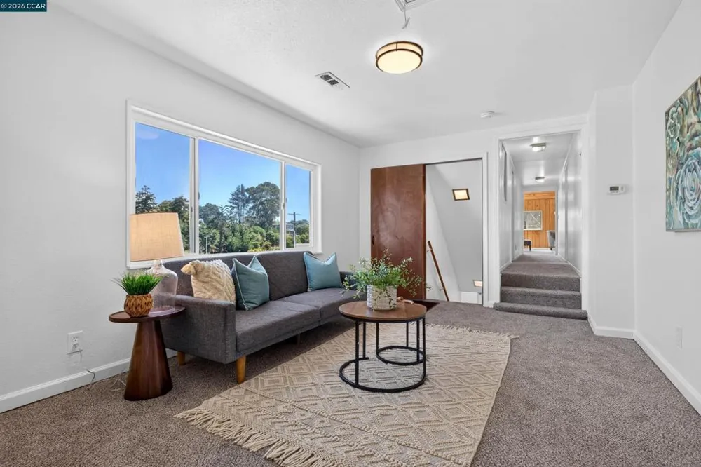 748 3rd Ave. Pinole, CA 94564