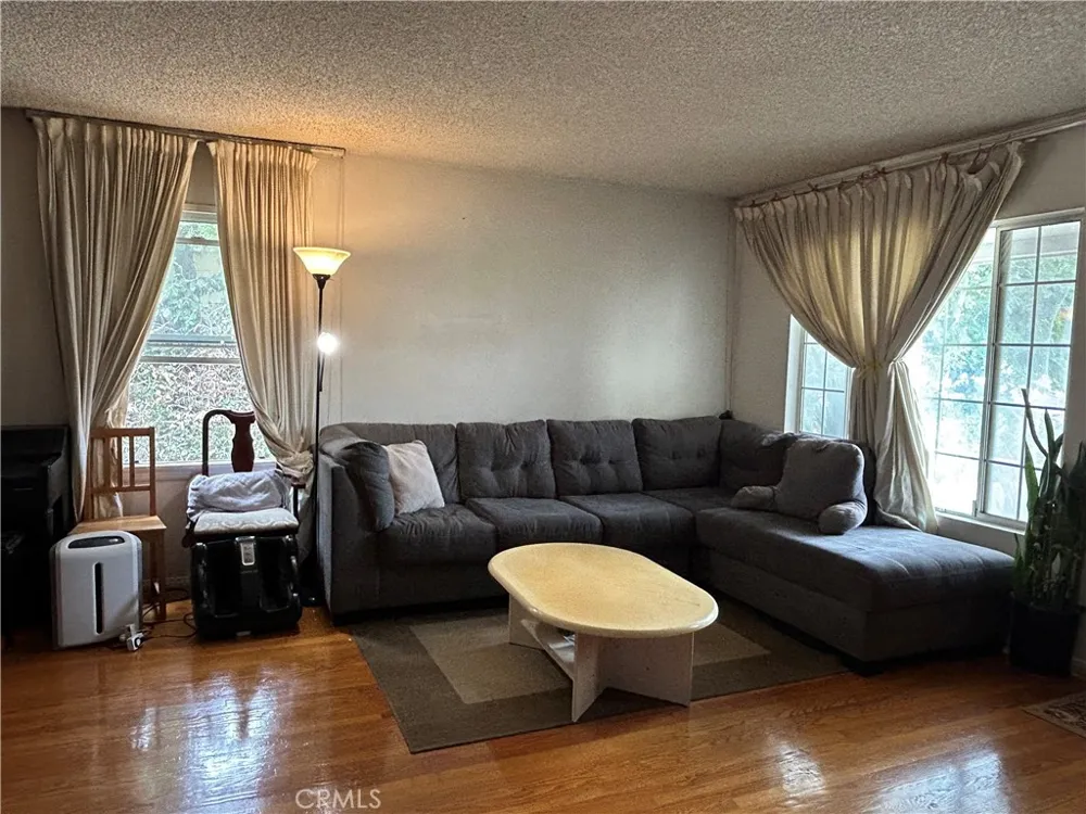 5470 Encinita Avenue Temple City, CA 91780