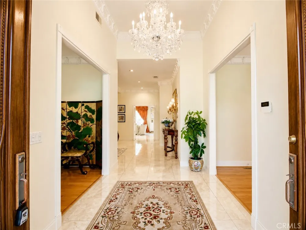225 Barranca Bradbury, CA 91008
