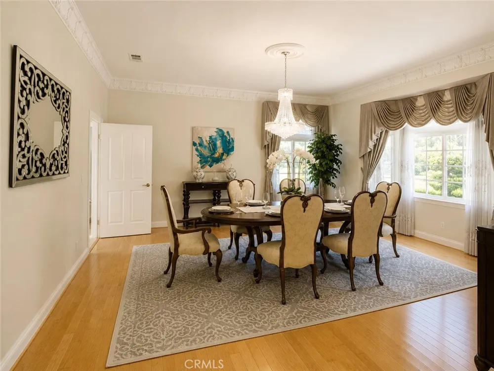 225 Barranca Bradbury, CA 91008
