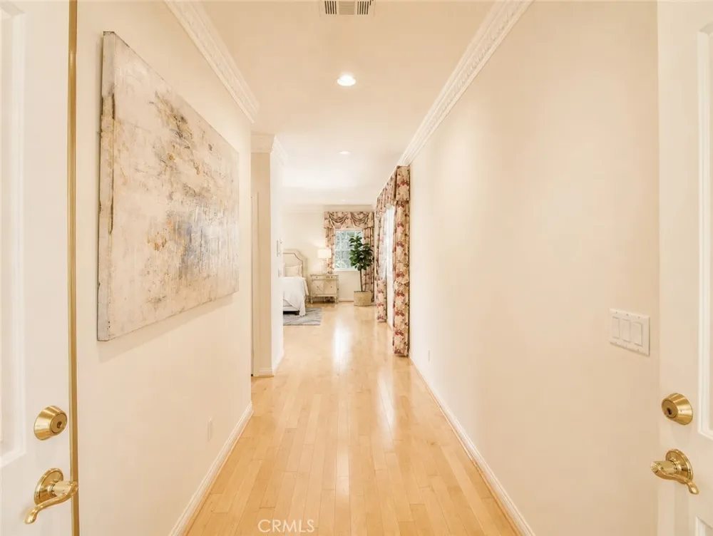 225 Barranca Bradbury, CA 91008