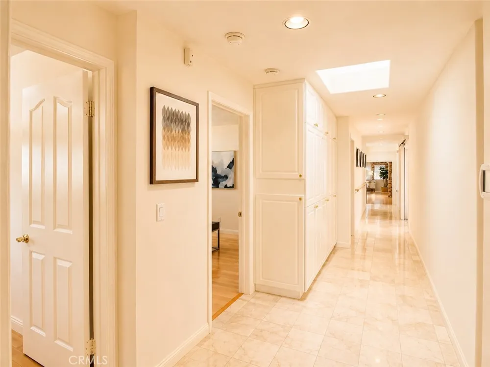 225 Barranca Bradbury, CA 91008