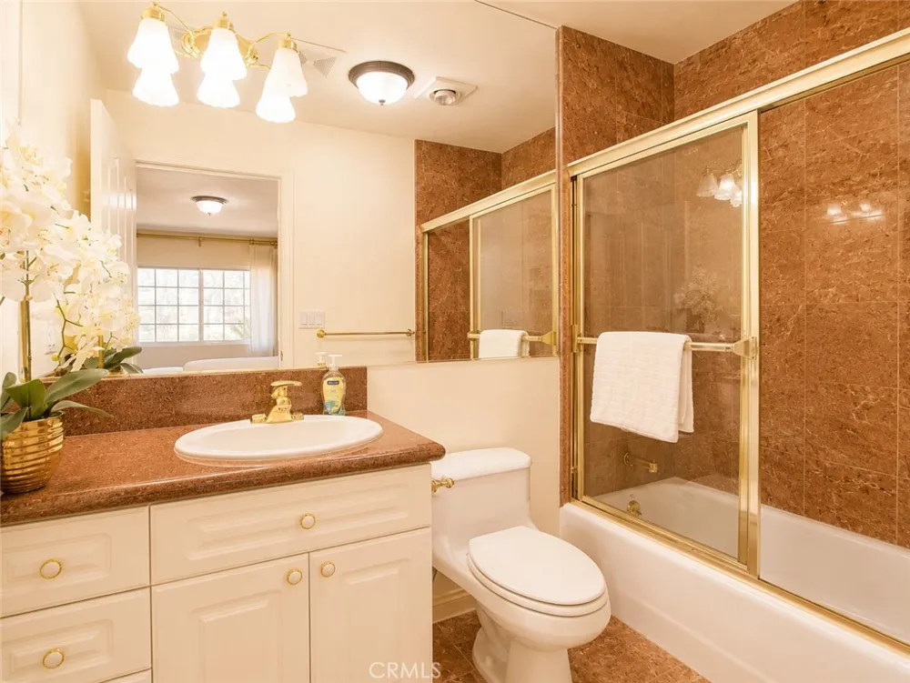 225 Barranca Bradbury, CA 91008