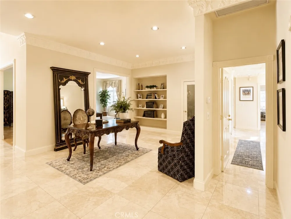 225 Barranca Bradbury, CA 91008