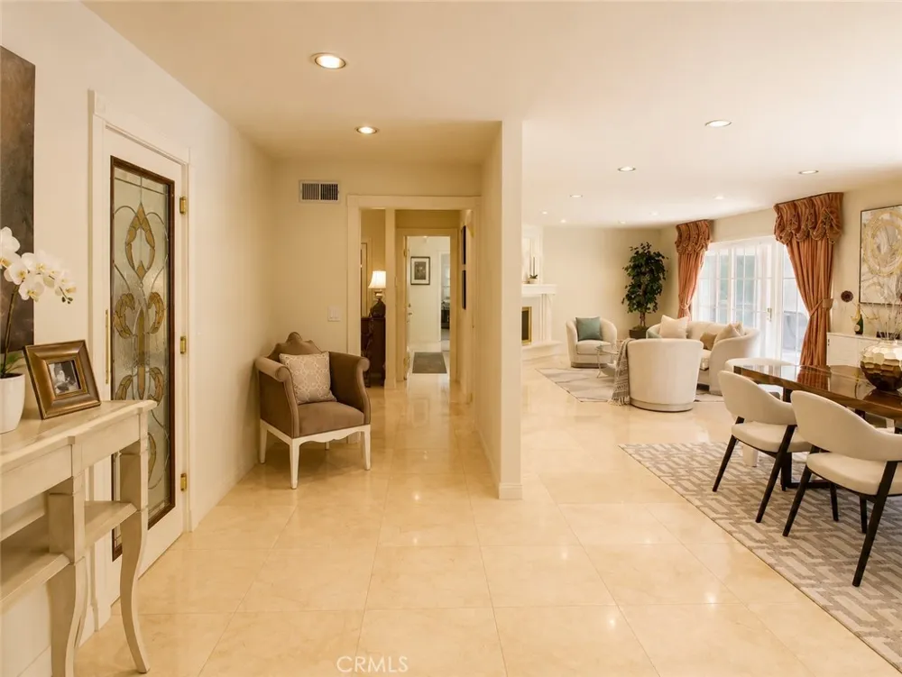 225 Barranca Bradbury, CA 91008