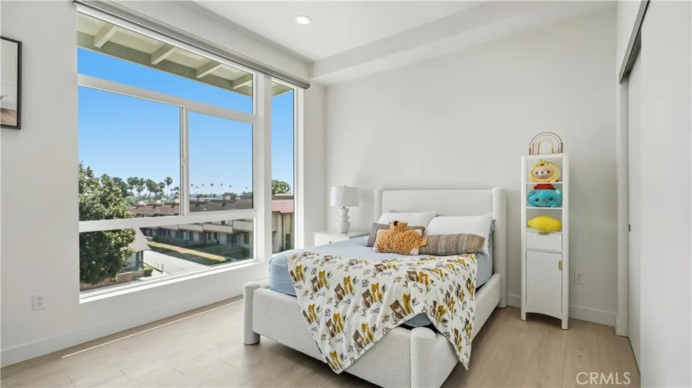 15 S Chapel Ave #B Alhambra, CA 91801