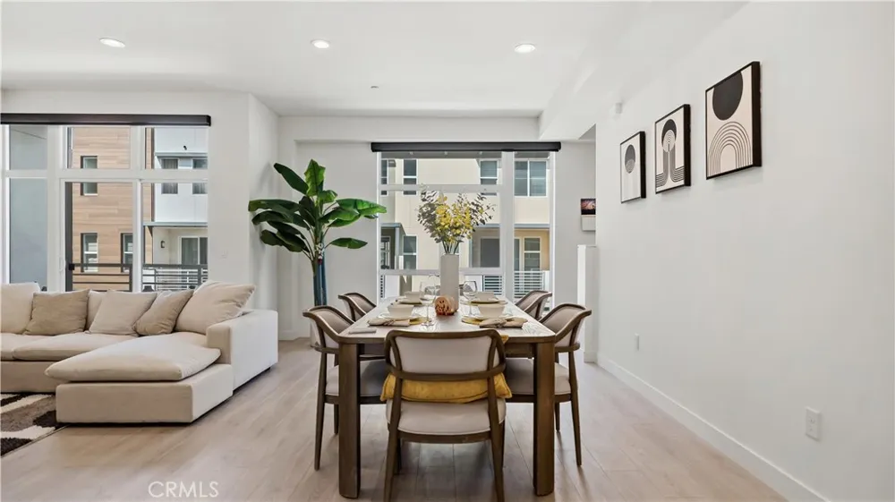 15 S Chapel Ave #B Alhambra, CA 91801