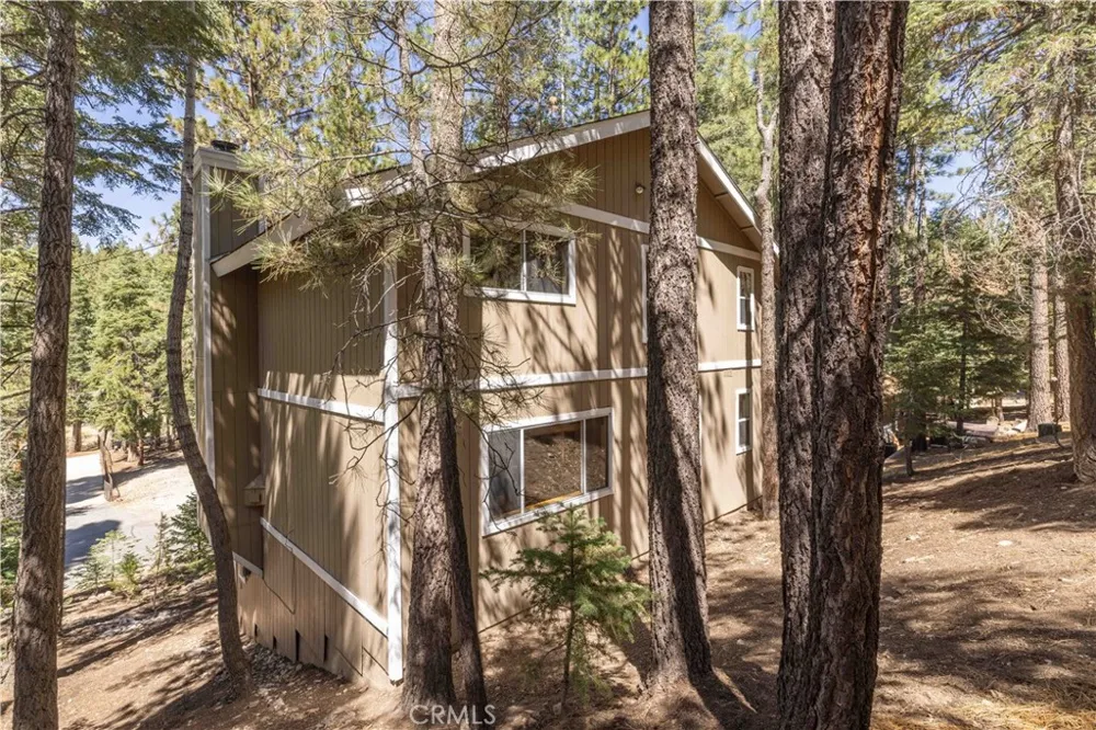 43697 Sand Canyon Big Bear Lake, CA 92315