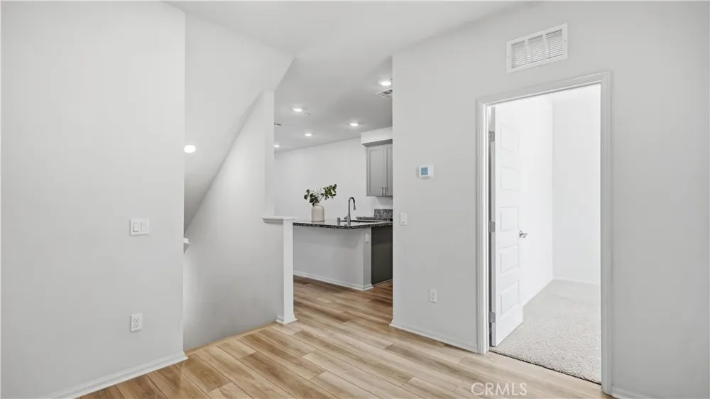 205 Vincent #117 West Covina, CA 91790
