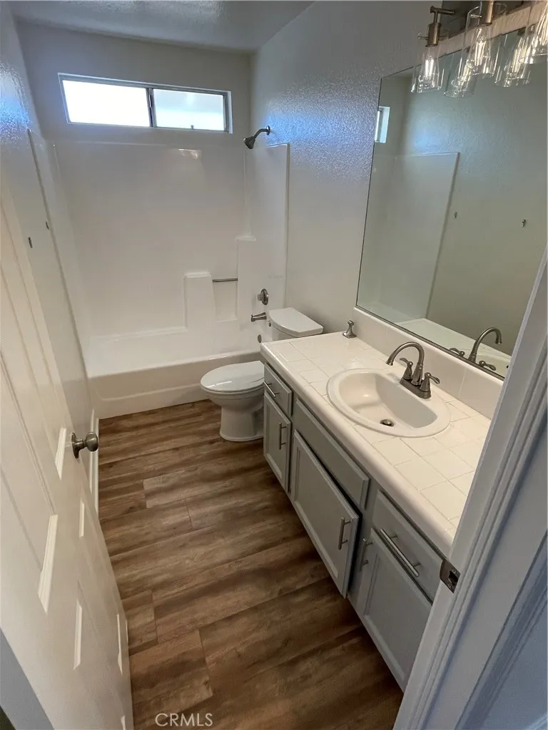 303 S Violet Avenue #J Monrovia, CA 91016