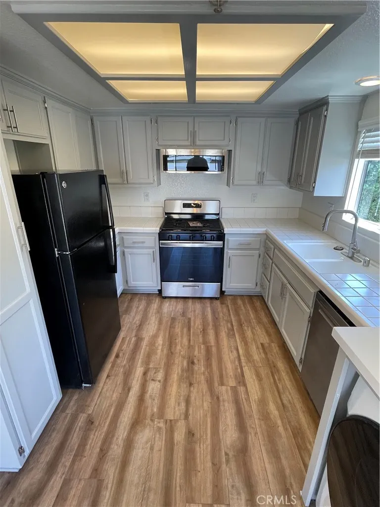 303 S Violet Avenue #J Monrovia, CA 91016