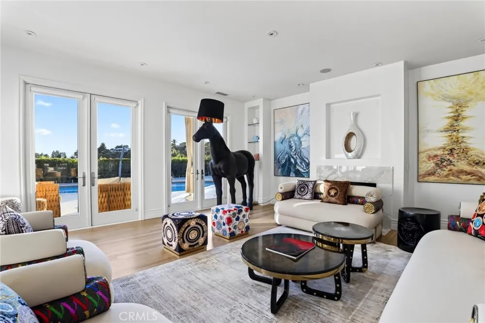 1625 Loma Vista Beverly Hills, CA 90210