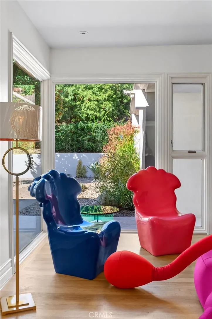 1625 Loma Vista Beverly Hills, CA 90210