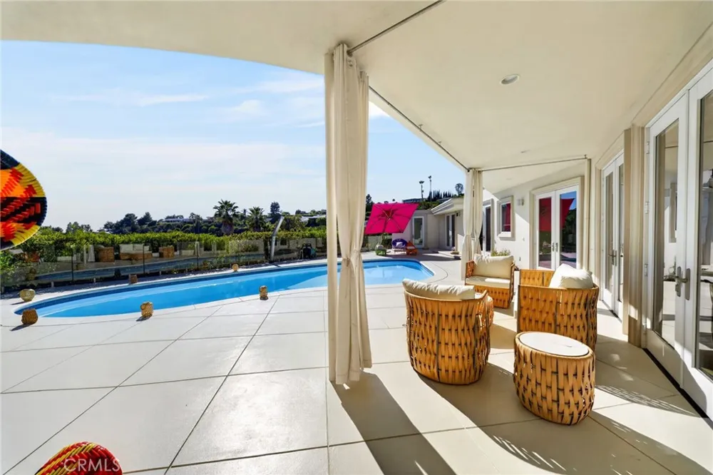 1625 Loma Vista Beverly Hills, CA 90210