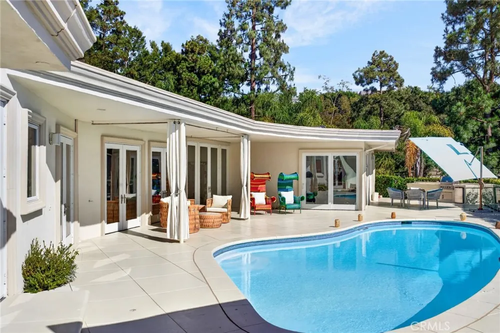 1625 Loma Vista Beverly Hills, CA 90210
