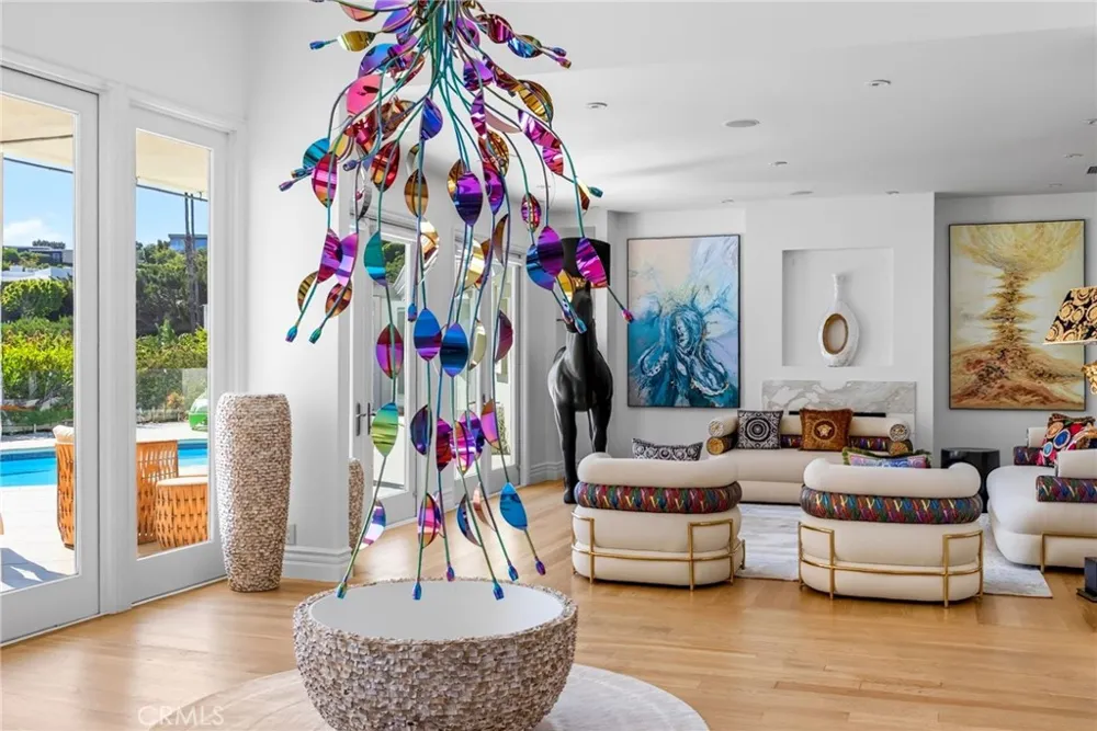 1625 Loma Vista Beverly Hills, CA 90210