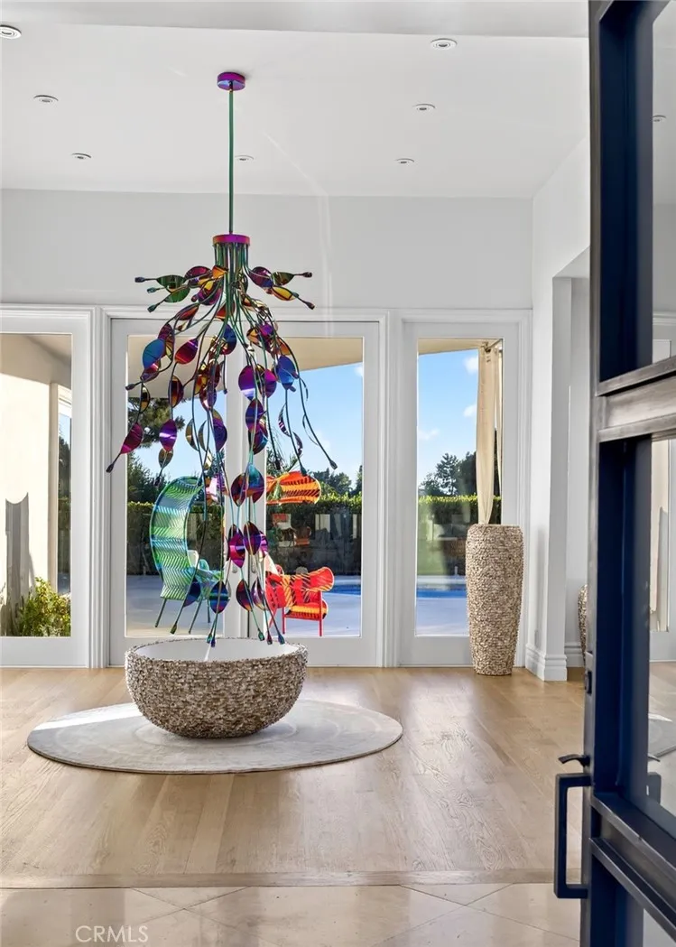 1625 Loma Vista Beverly Hills, CA 90210