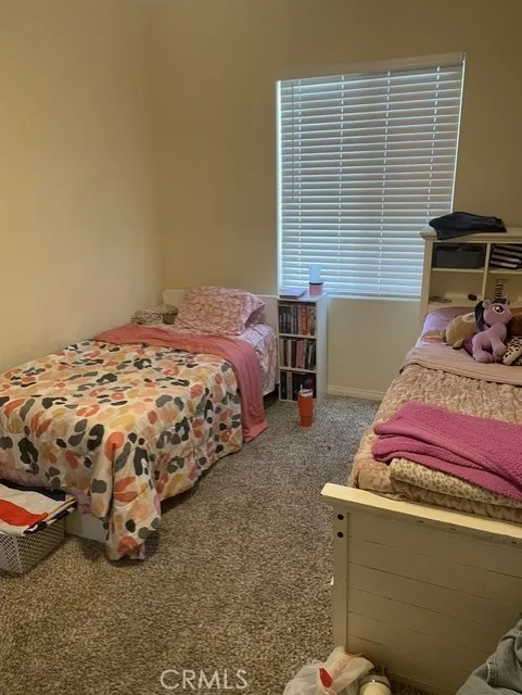 8011 Amber Creek Road Bakersfield, CA 93313