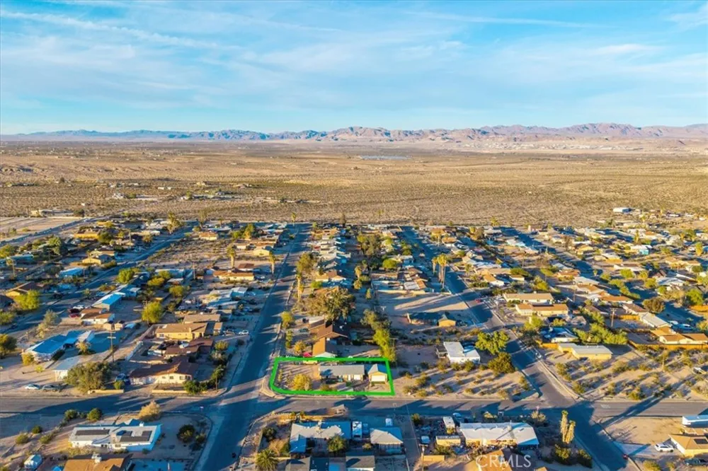 71816 Siesta Drive 29 Palms, CA 92277