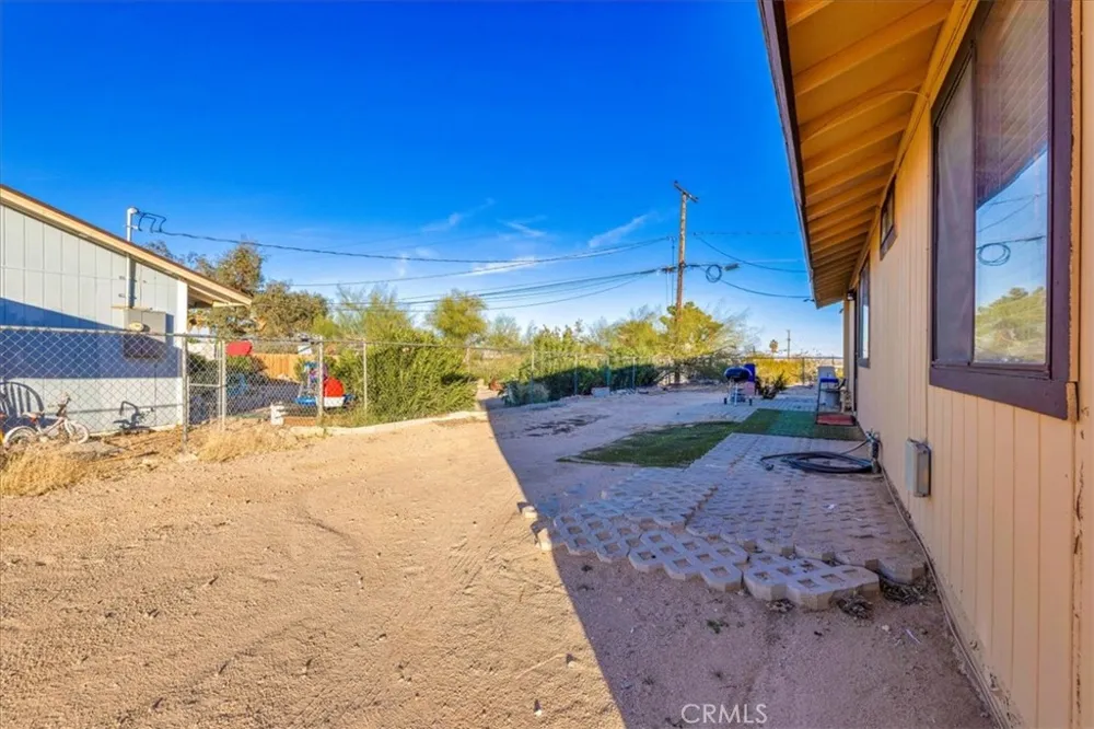 71816 Siesta Drive 29 Palms, CA 92277