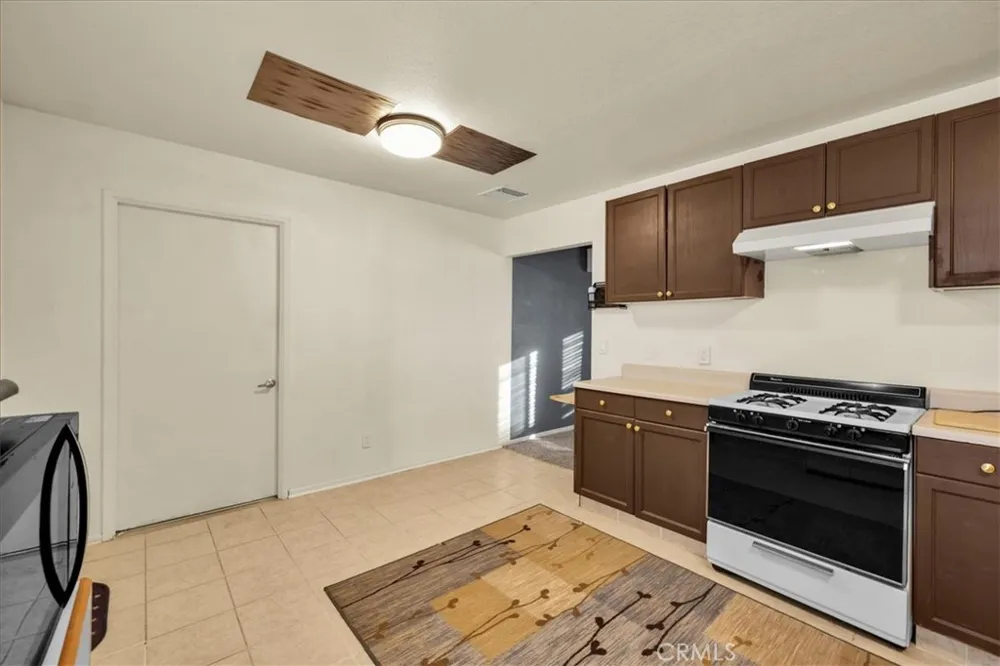 71816 Siesta Drive 29 Palms, CA 92277