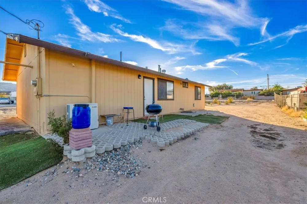71816 Siesta Drive 29 Palms, CA 92277