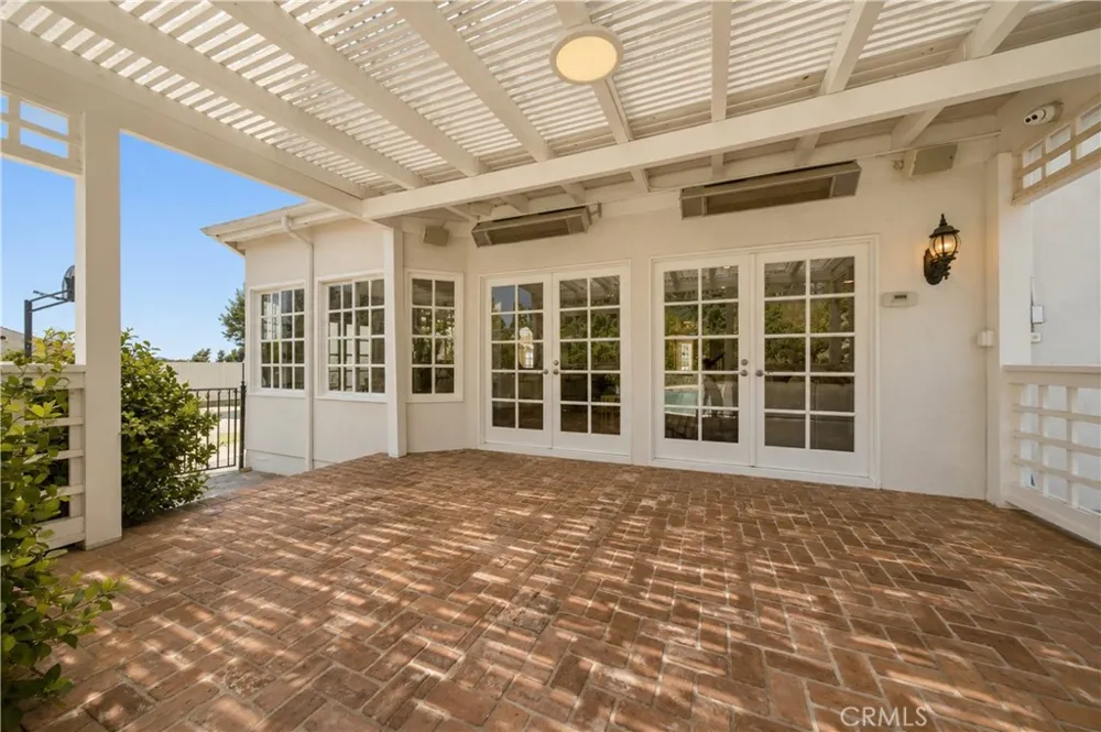 5188 Vista Miguel La Canada Flintridge, CA 91011