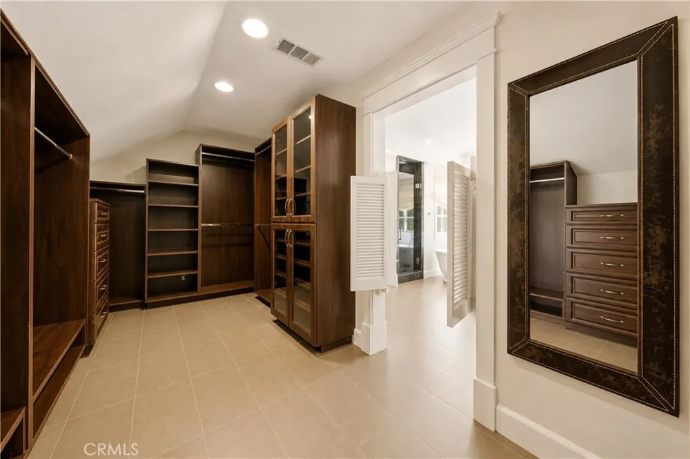 5188 Vista Miguel La Canada Flintridge, CA 91011