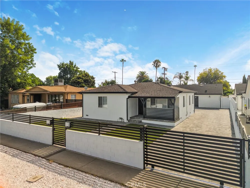 7044 Tyrone Avenue Van Nuys, CA 91405
