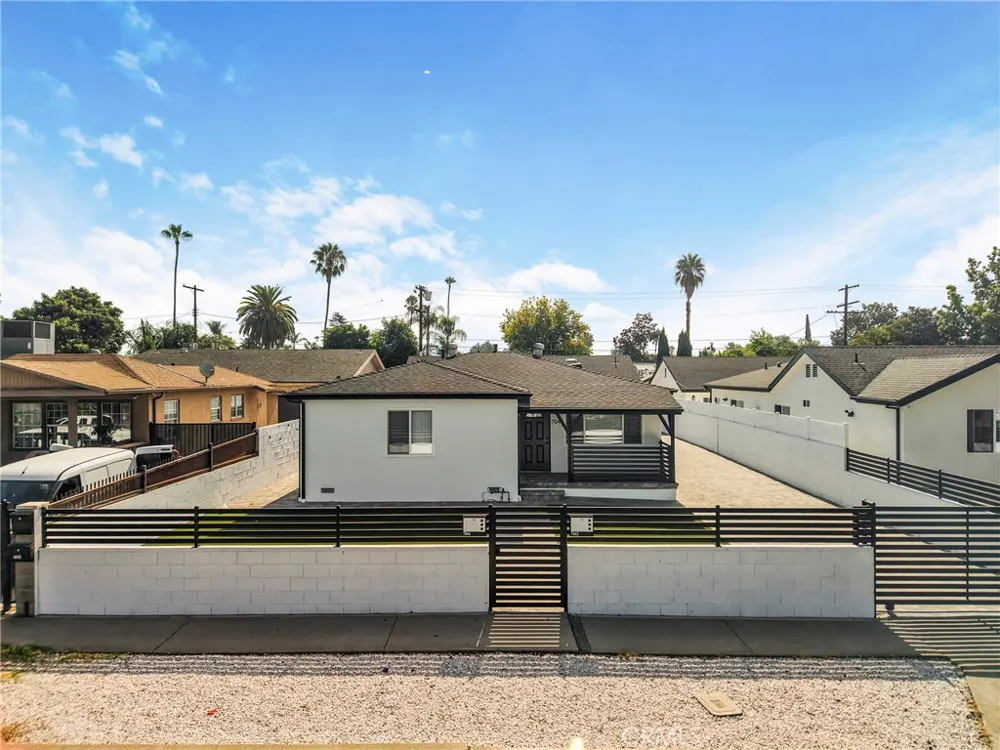 7044 Tyrone Avenue Van Nuys, CA 91405