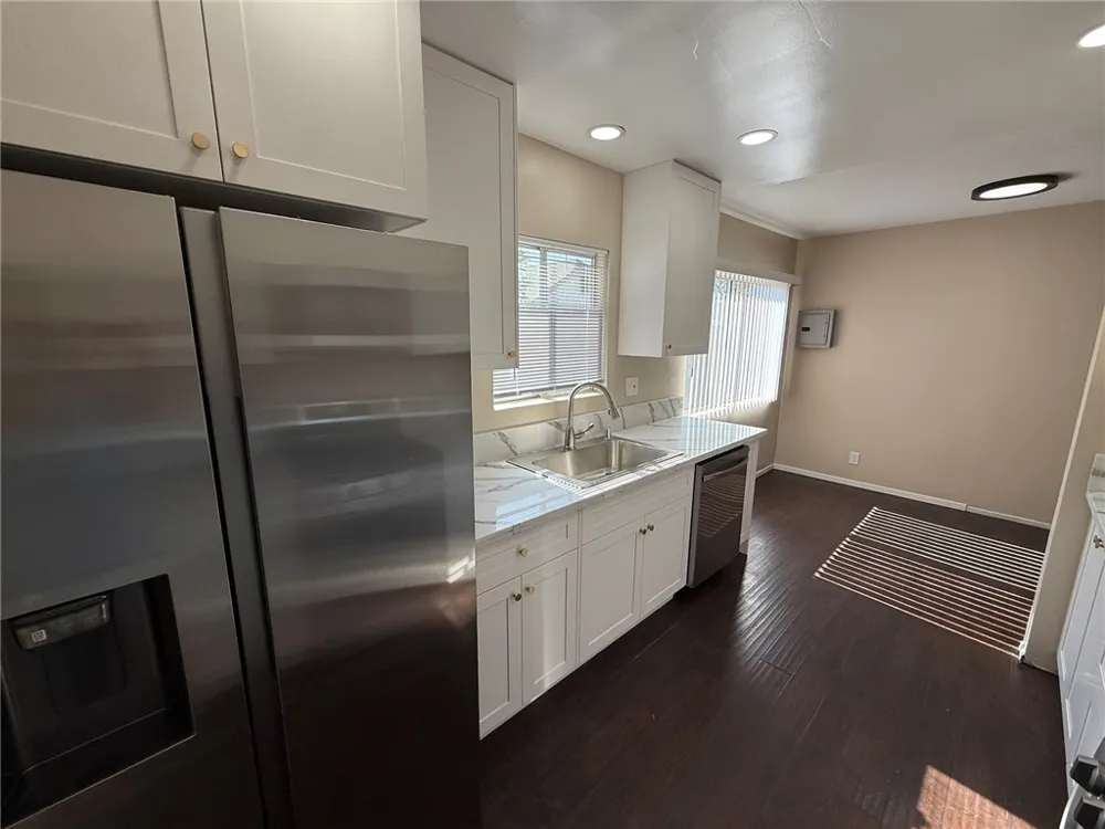 256 Euclid Place #B Upland, CA 91786