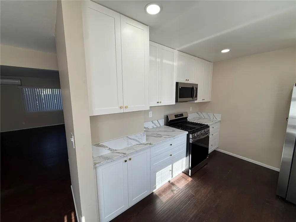 256 Euclid Place #B Upland, CA 91786
