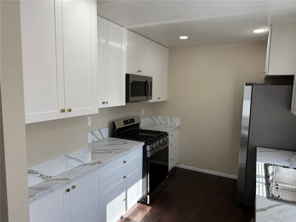 256 Euclid Place #B Upland, CA 91786