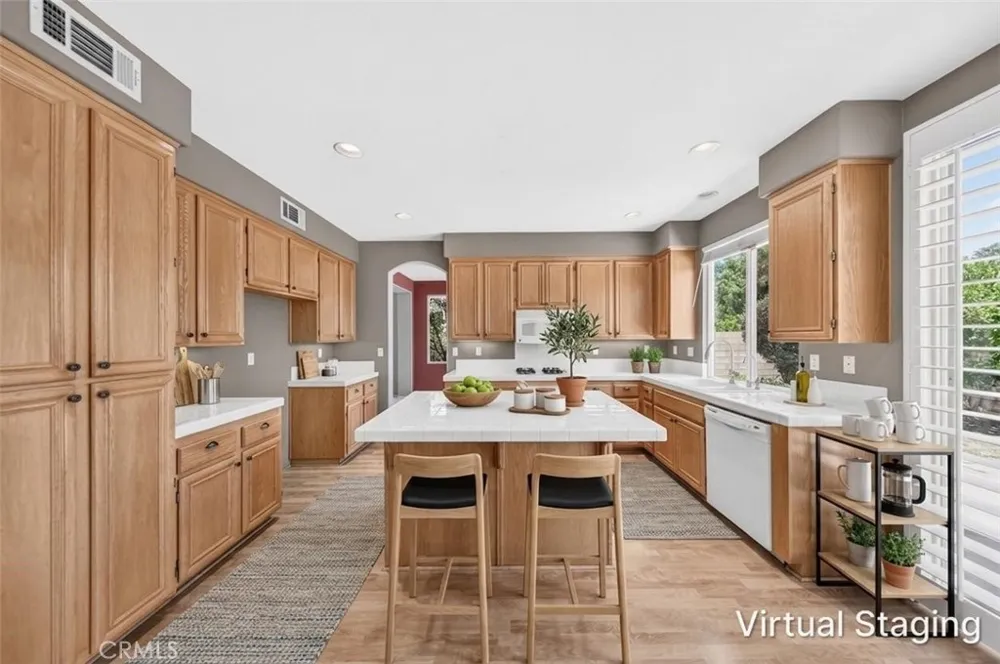 15809 Tanberry Drive Chino Hills, CA 91709