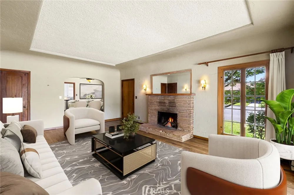 2509 I La Verne, CA 91750