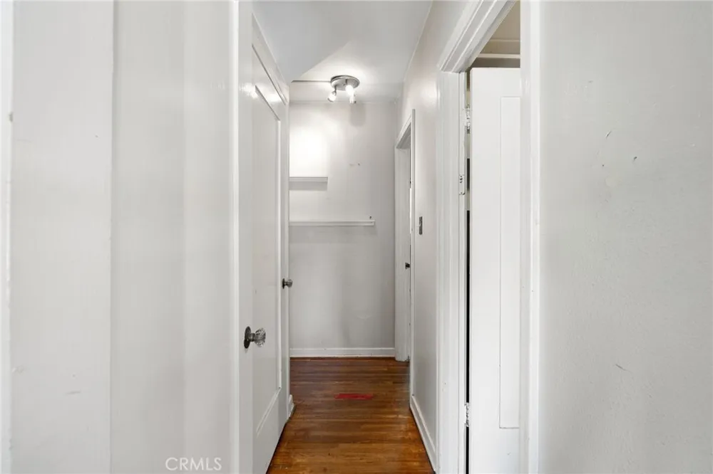 2509 I La Verne, CA 91750