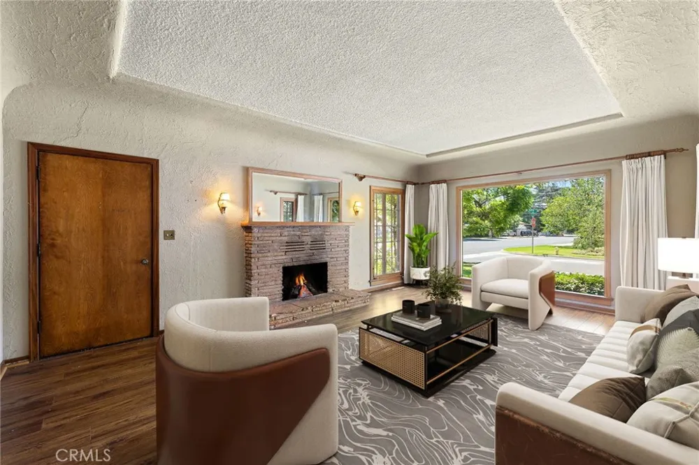 2509 I La Verne, CA 91750