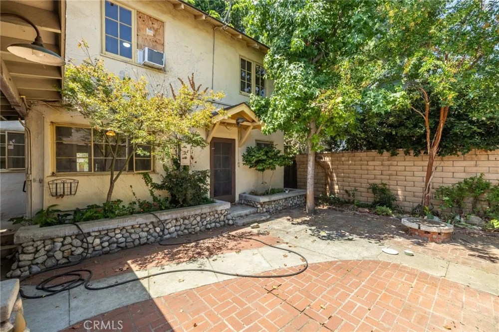 2509 I La Verne, CA 91750