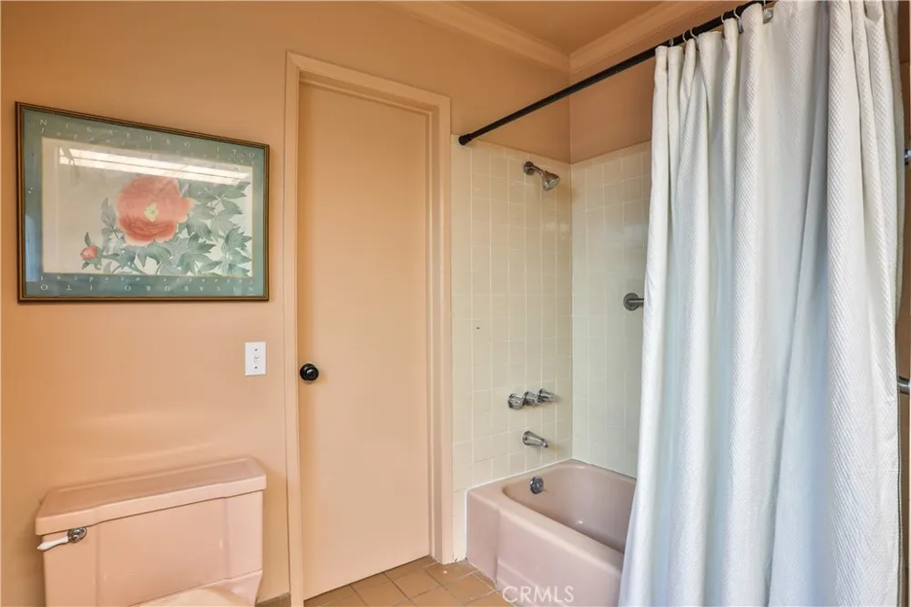 846 W 10th Street Claremont, CA 91711