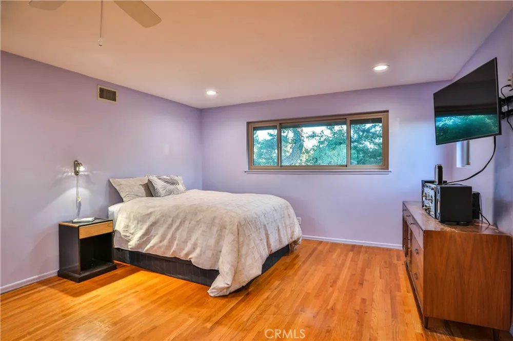846 W 10th Street Claremont, CA 91711