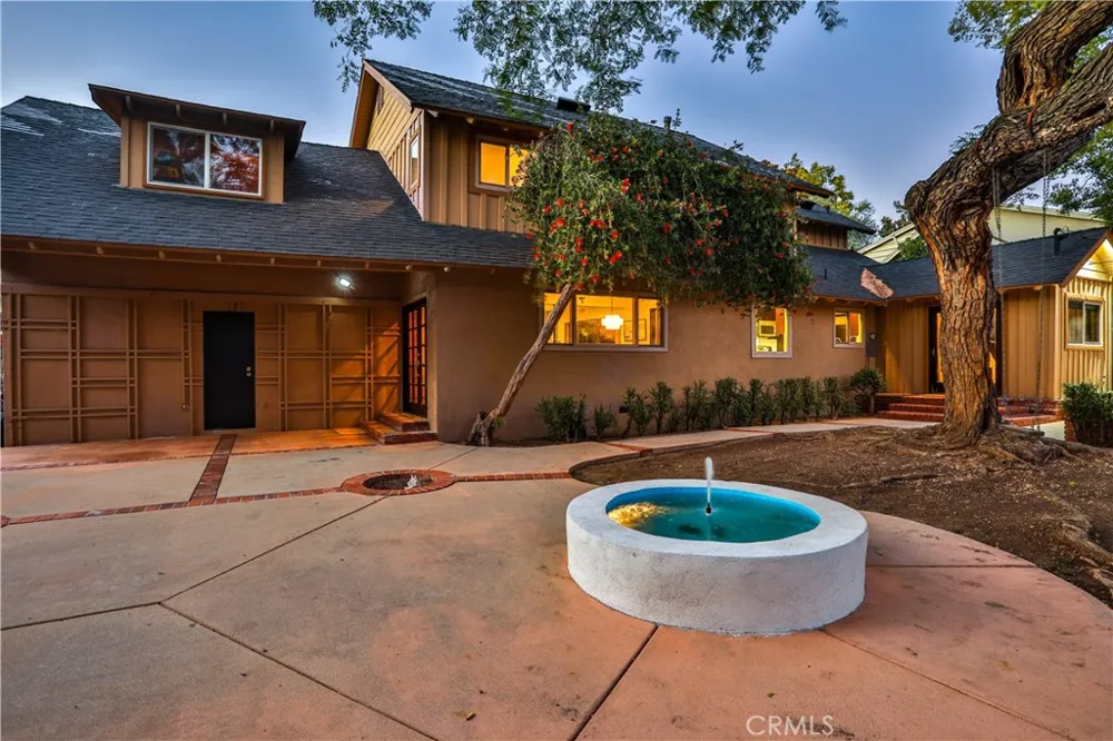 846 W 10th Street Claremont, CA 91711