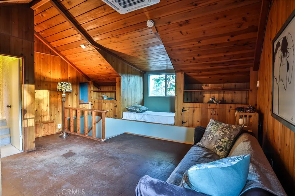 846 W 10th Street Claremont, CA 91711
