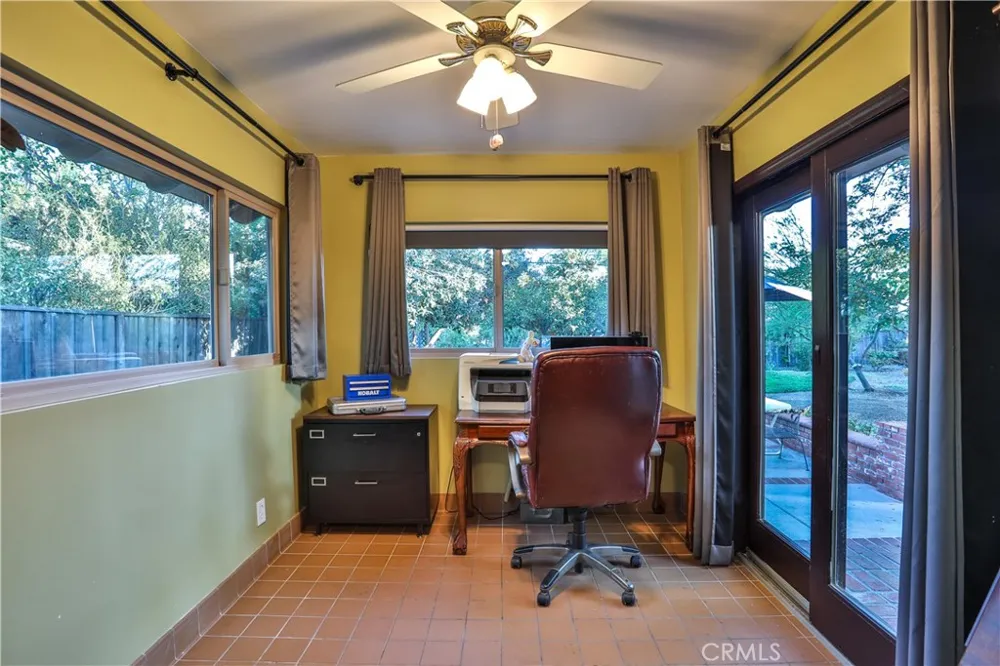 846 W 10th Street Claremont, CA 91711