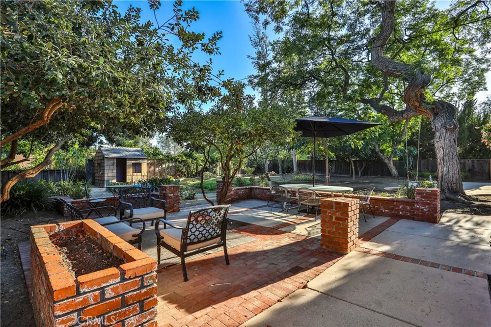 846 W 10th Street Claremont, CA 91711