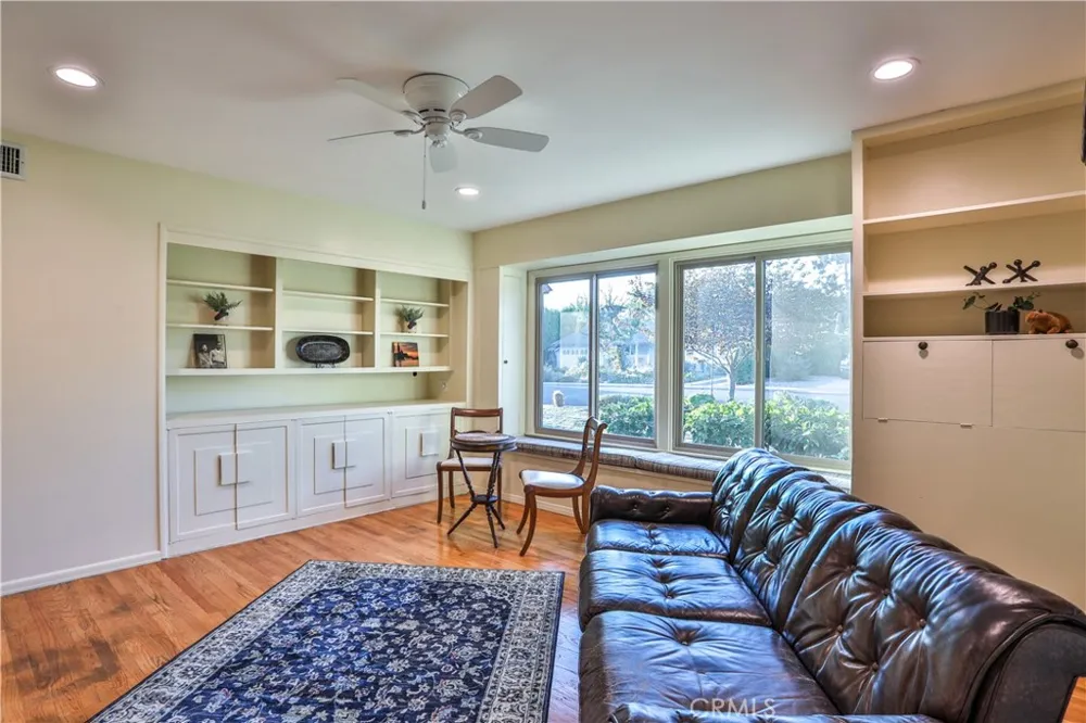 846 W 10th Street Claremont, CA 91711