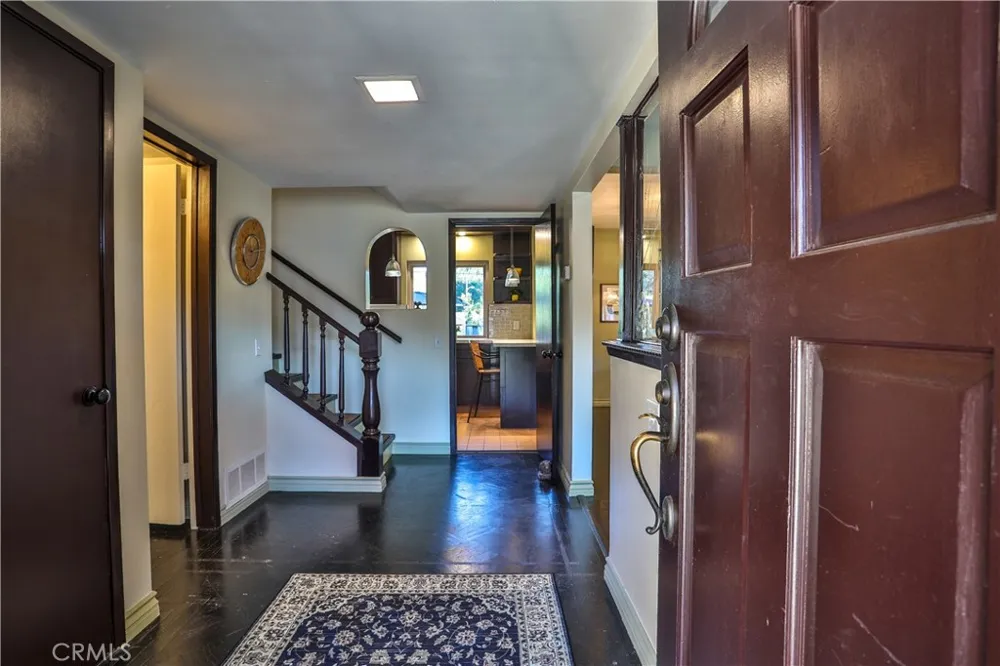 846 W 10th Street Claremont, CA 91711