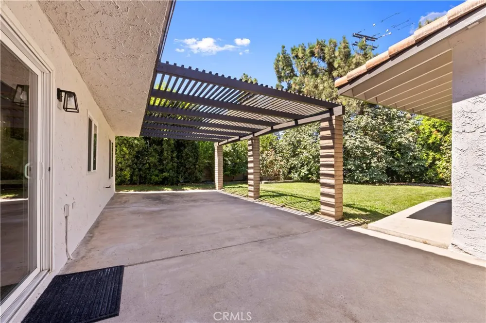 1613 Erin Avenue Upland, CA 91784